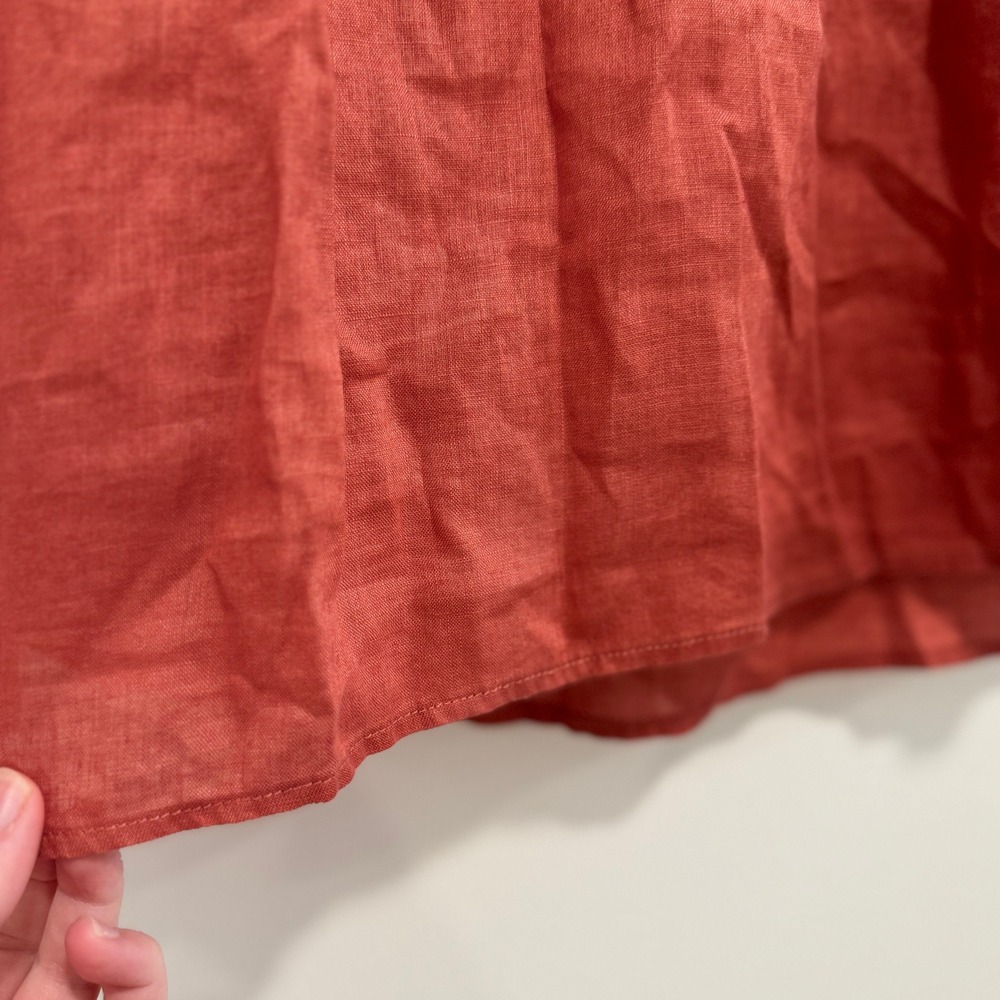 Women's Rust Button-Down Top - Picture 10 of 12